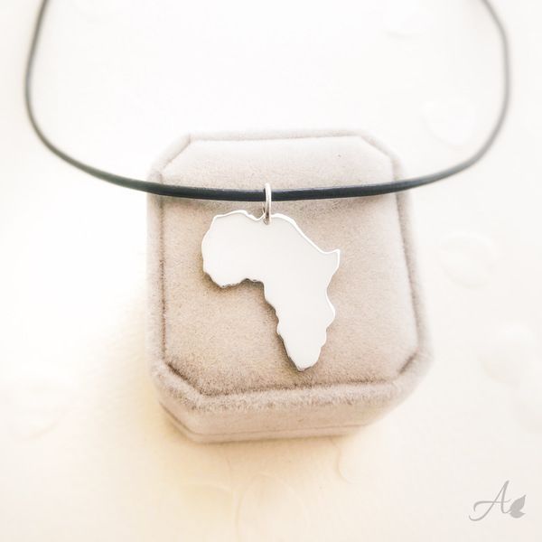 Silver Africa Map Necklace Big &Bull; Africandreamland