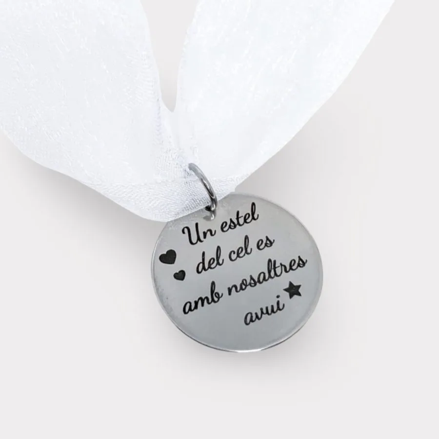 un estel del cel medalla per a ram de nuvia en catala catalonian bridal charm