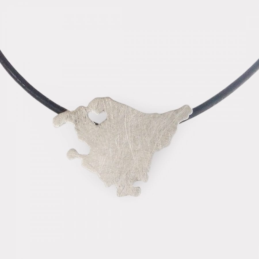 Euskadi Necklace
