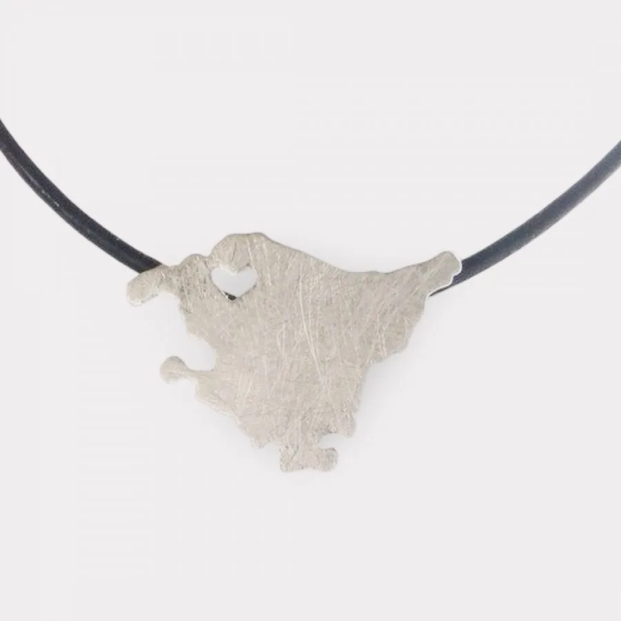 Euskadi Necklace