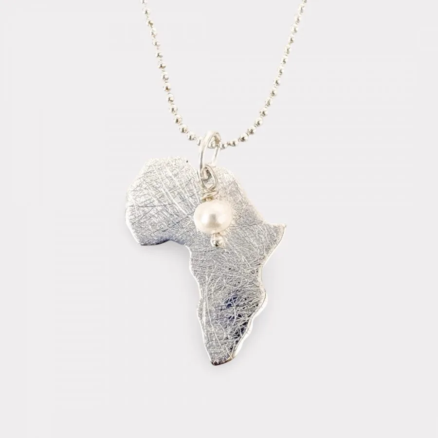 Africa Necklace Pearl
