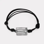 Estelada Bracelet
Joyas que conectan con los lugares que te han marcado: viajes, recuerdos y emociones hechas plata.Joies que connecten amb els llocs que t’han marcat: viatges, records i emocions fetes plata.Jewelry that connects you with the places that shaped you: travels, memories and emotions in silver.Show it in my website, Etsy or Amazon Handmade shop#mapjewelry #traveljewelry #handmadejewelry #silverjewelry #joiesfetesama